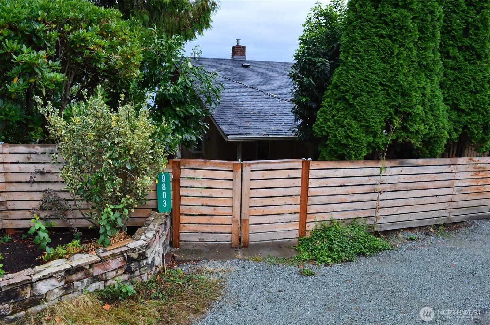 Property Photo:  9803  Rainier Avenue S Upper  WA 98118 