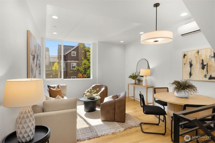 Property Photo:  3406 E Spring Street  WA 98122 