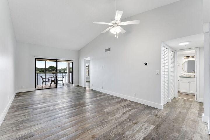 Property Photo: 325 Palmwood Place 213 FL 33431