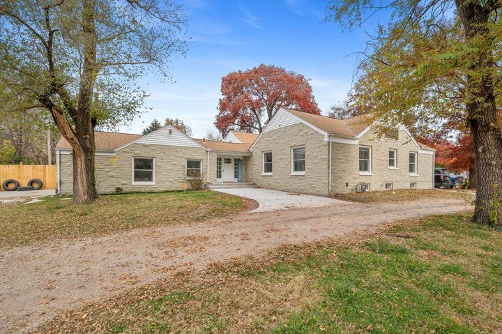 3722 E Elmwood  Wichita KS 67218 photo