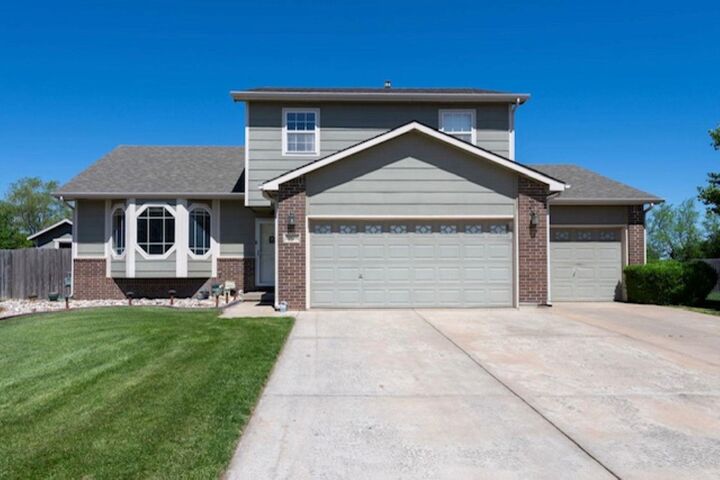 10616 W Jewell St  Wichita KS 67209 photo