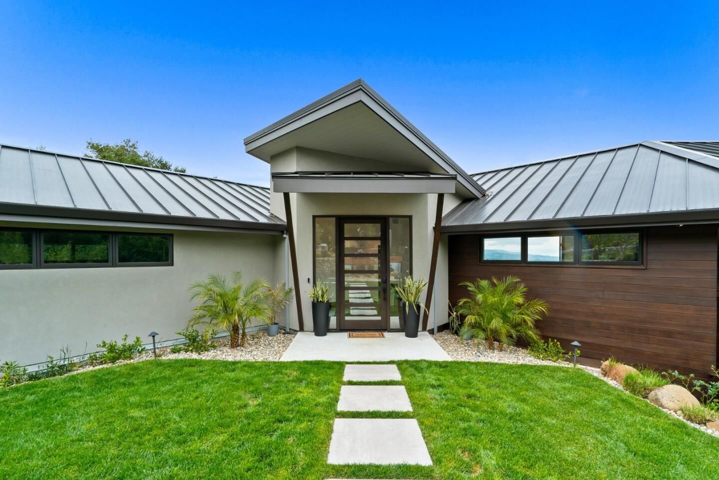 Property Photo:  17808 Tourney Road  CA 95030 