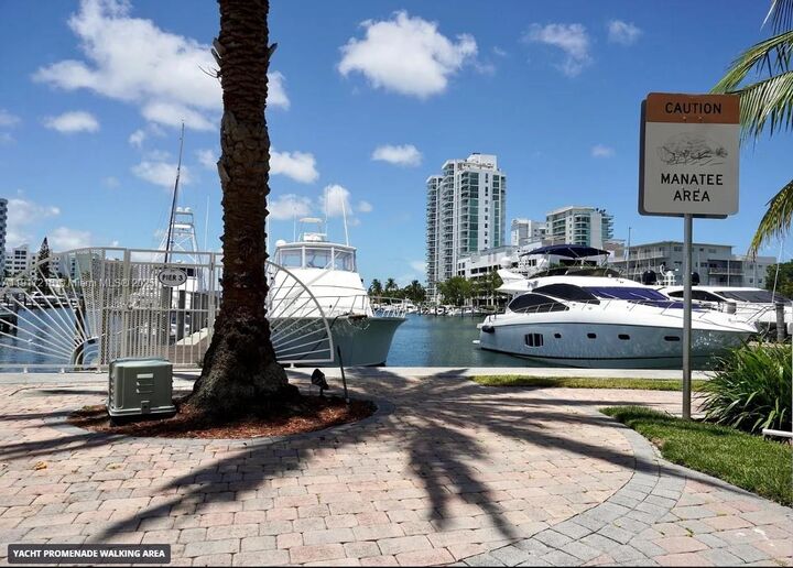 Property Photo:  7900 Harbor Island Dr 920  FL 33141 
