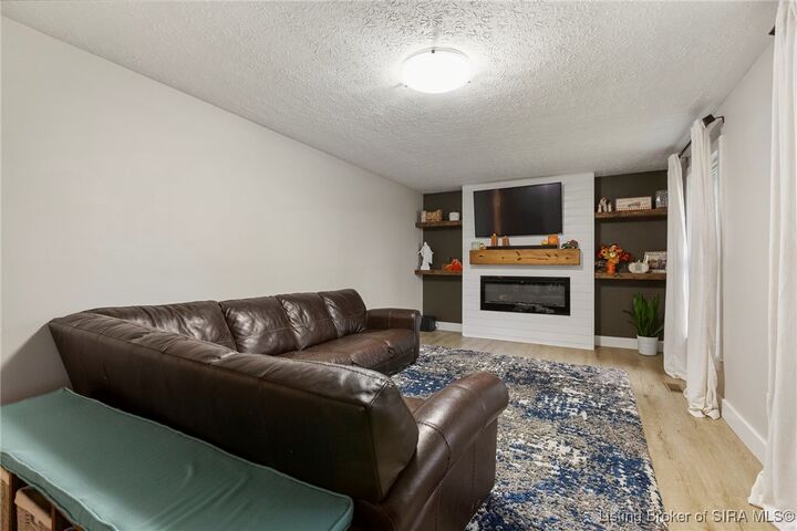 Property Photo:  470 W Whiskey Run Road NE  IN 47161 