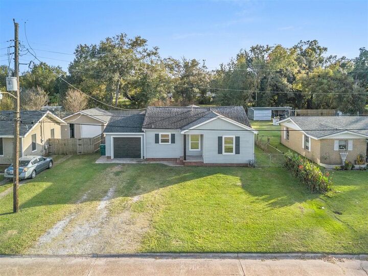 Property Photo:  405 Leland Street  LA 70663 