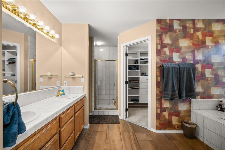 Property Photo: 861 S Majestic View Dr ID 83854