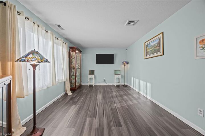 Property Photo:  931 Ransom Road  NC 27106 