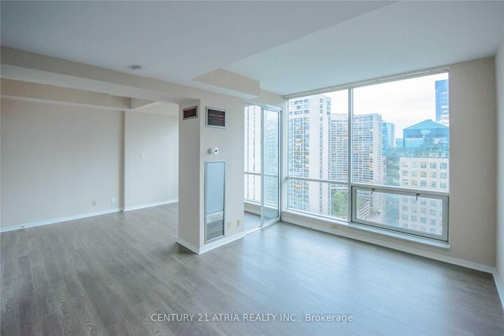 Photo de la propriété:  10 Queens Quay N/A W Ph 13  ON M5J 2H1 