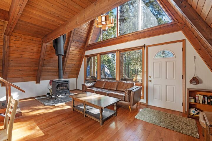 Property Photo:  1675 Washoe Way  CA 96145-000 