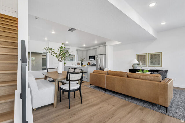 Property Photo:  4483 S 500 E 1  UT 84107 