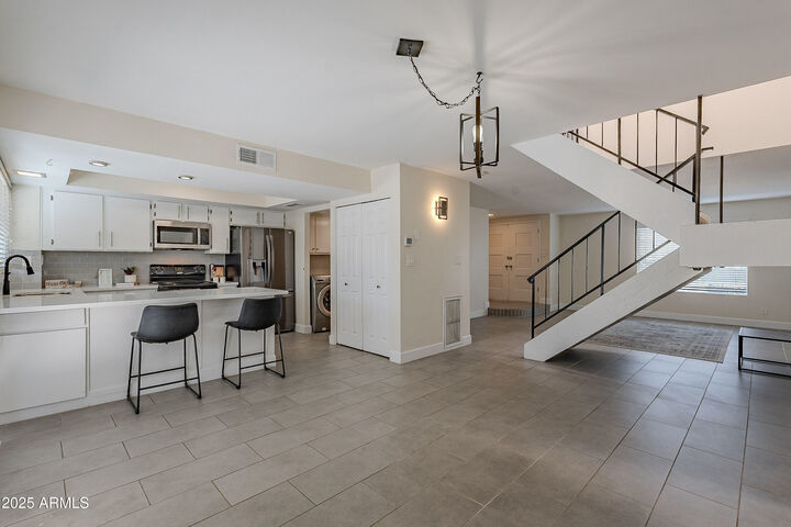 Property Photo: 5853 E Thomas Road AZ 85251