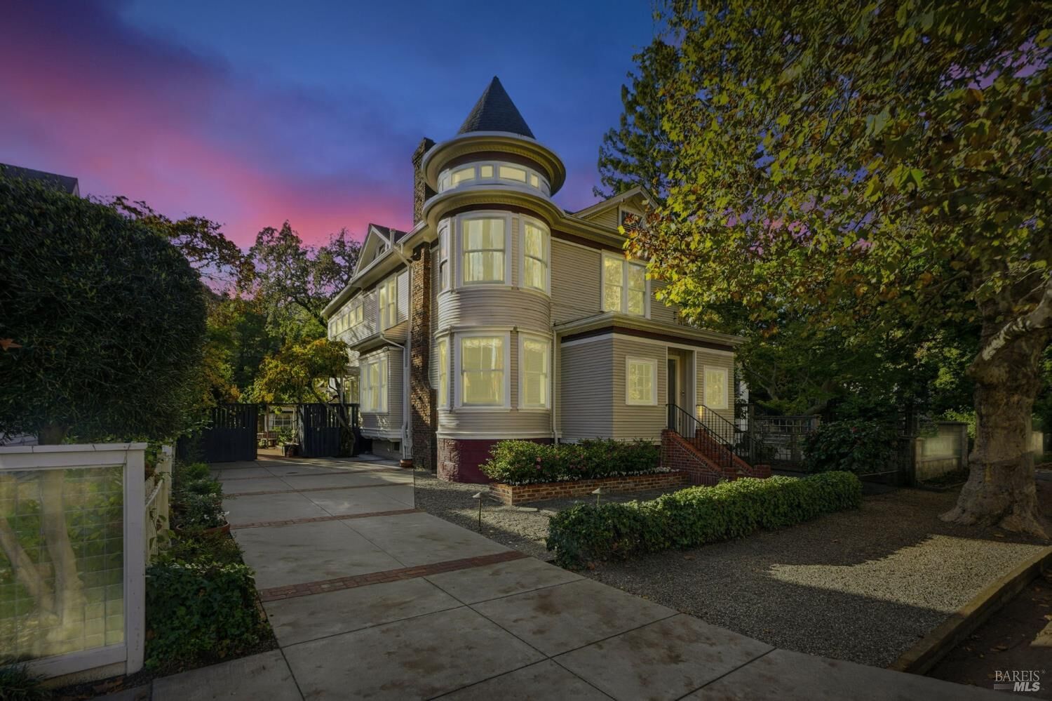 Property Photo:  16 Redwood Drive  CA 94957 