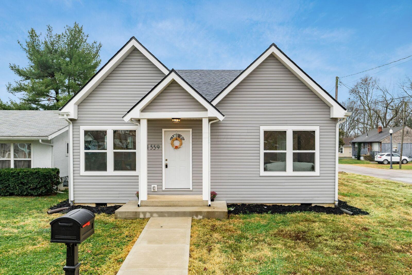 Property Photo:  1559 Obetz Avenue  OH 43207 