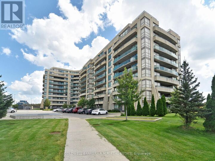 Property Photo: 75 Norman Bethune Avenue 211 ON L4B 0B6