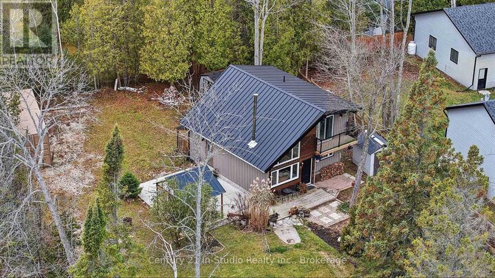 Property Photo:  324 Bryant Street  ON N0H 2T0 