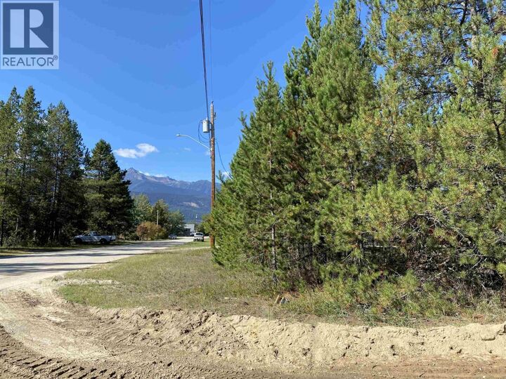 Property Photo:  1170 14th Avenue  BC V0E 2Z0 