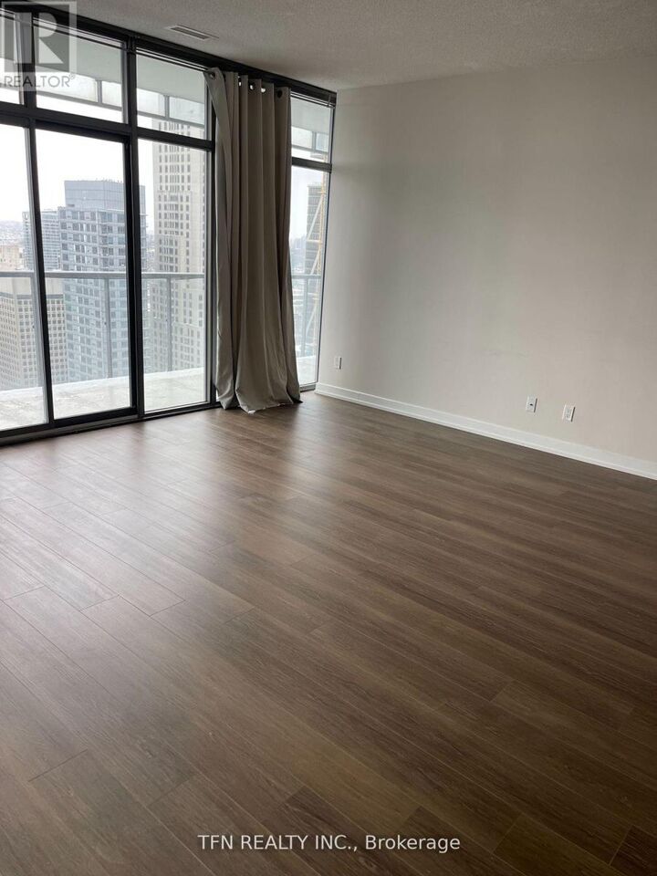 Property Photo: 33 Charles Street East 3805 ON M4Y 0A2