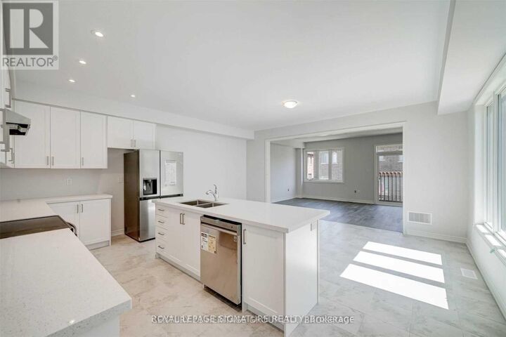 Property Photo:  5 Frederick Taylor Way  ON L0G 1M0 