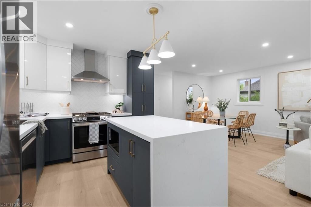 Property Photo:  15 Mellenby Street  ON L8J 1E6 