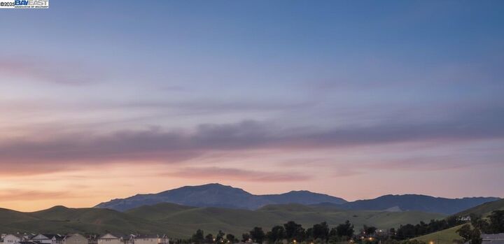 Property Photo: 3885 Highpointe Ct CA 94568