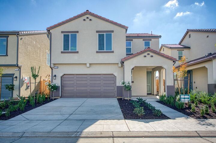 Property Photo:  1164 Ponderosa Way W  CA 93636 