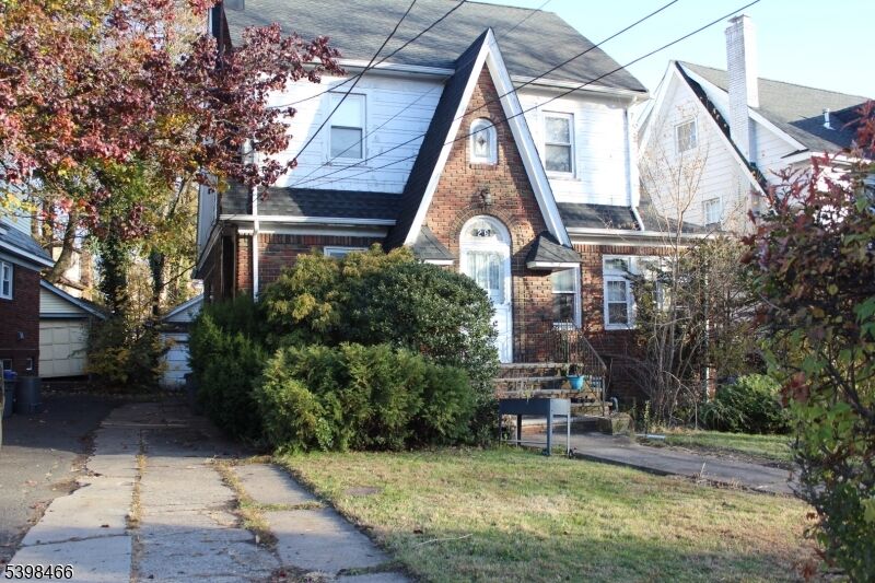 Property Photo:  26 Colgate Rd  NJ 07040 