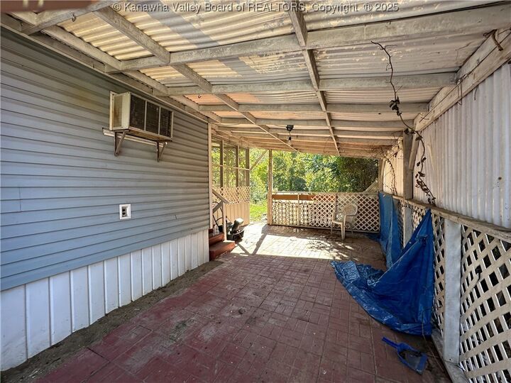 Property Photo:  3962 39th Street E  WV 25143 