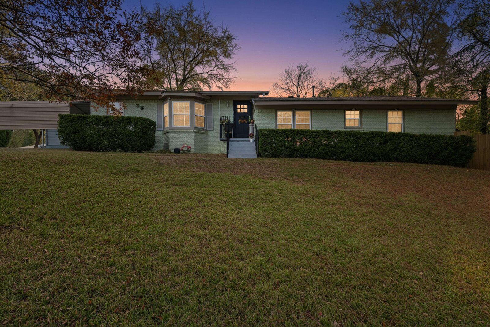 Property Photo: 1000 Willow TX 75602