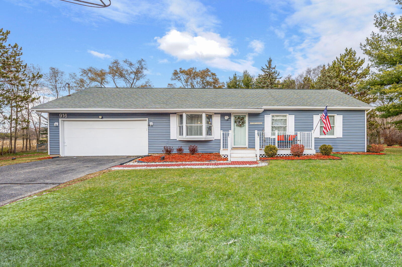 Property Photo: 916 W Remus Road MI 48858