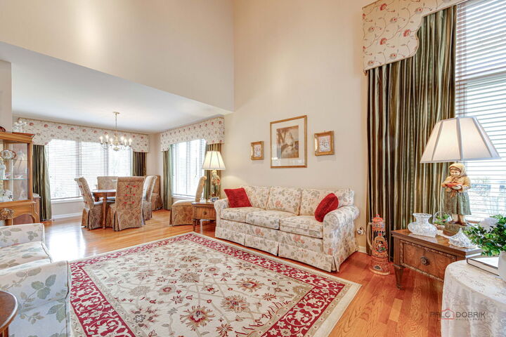 Property Photo:  1144 S Hiddenbrook Trail  IL 60067 