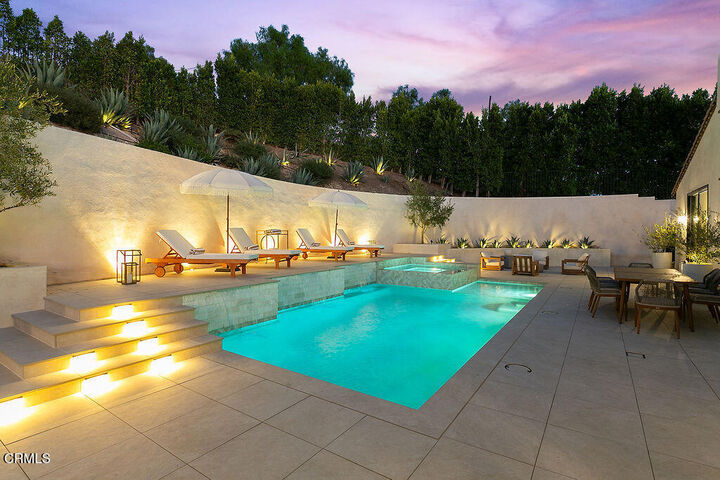 Property Photo:  2417 E Hillcrest Drive  CA 91362 