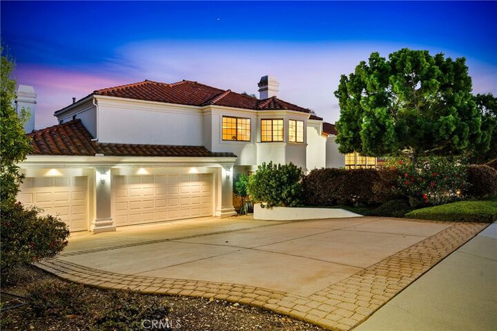 Property Photo:  187 Via Bandolero  CA 93420 