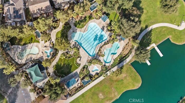 Property Photo:  8707 Shore View  CA 93312 