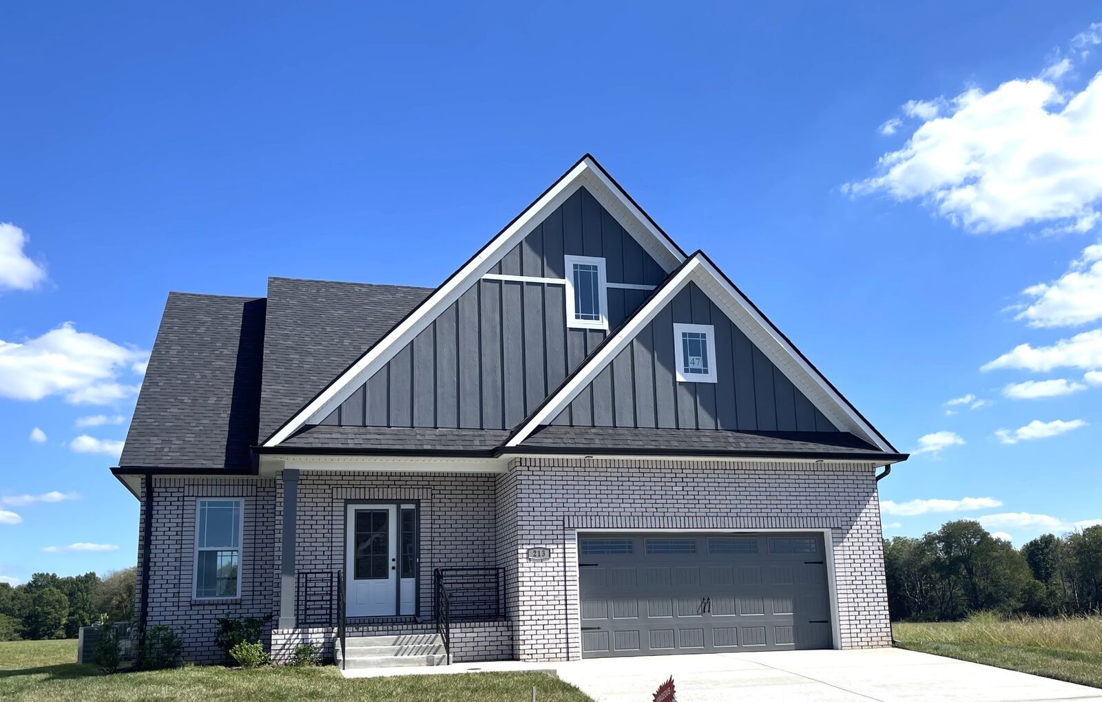 Property Photo:  213 Harvest Moon Dr  TN 37043 