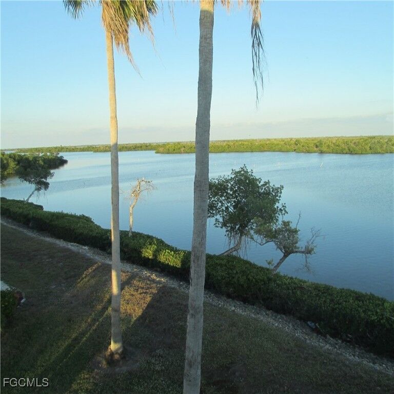 Property Photo:  5371 Blue Crab Circle 1  FL 33922 