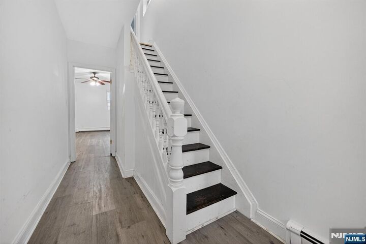 Property Photo:  26 Vincent Street  NJ 07105 