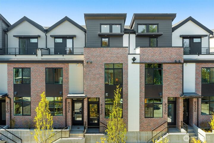 8333 E  12th Avenue NW  Seattle WA 98117 photo