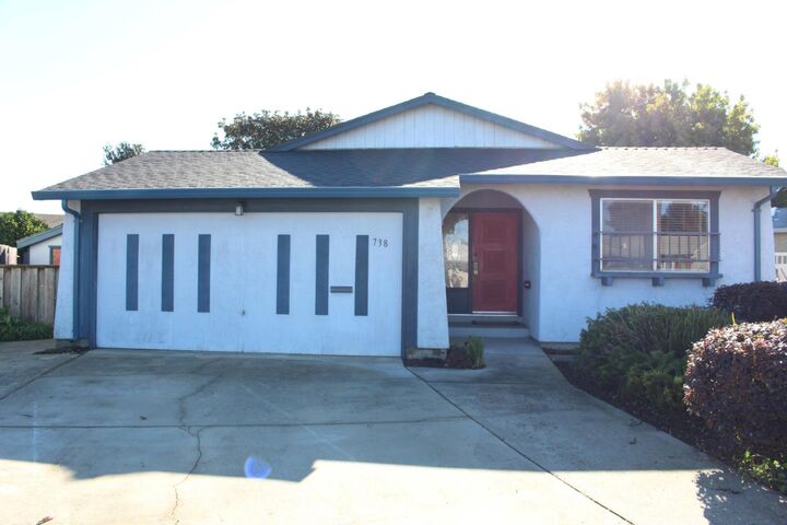 738 Cynthia Court  Watsonville CA 95076 photo