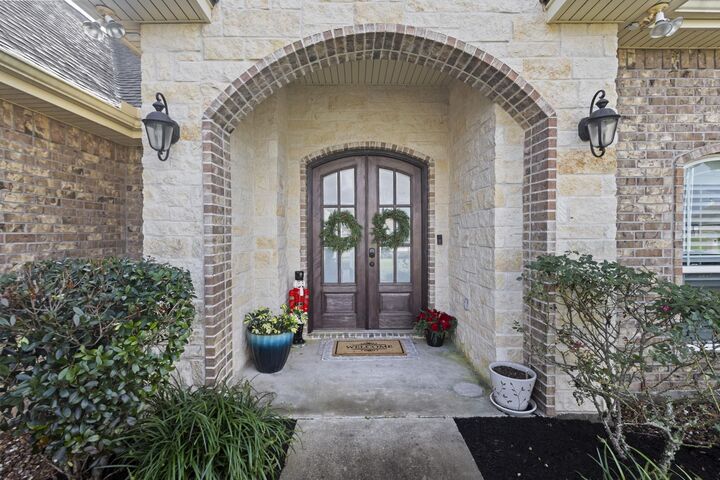 Property Photo:  621 Pioneer  TX 77611 