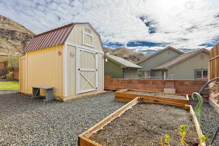 Property Photo:  31 Webb St  UT 84745 