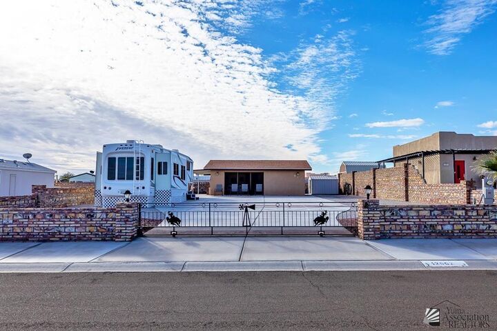 Property Photo: 12667 E 47 Dr AZ 85367