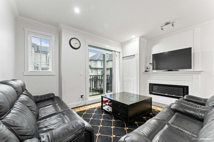 Photo de la propriété: 13898 64 Avenue 195 BC V3W 1L6