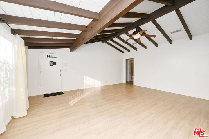 Property Photo:  4822 Lemona Ave  CA 91403 