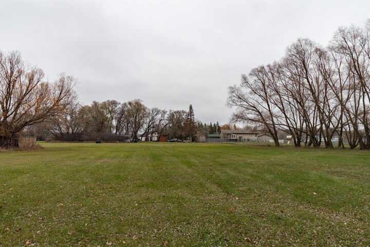 Property Photo:  78012 St Peters Road  MB R0E 0M0 