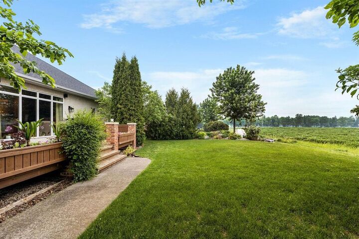 Property Photo:  134 Granitepark Boulevard  MB R5G 1Y2 