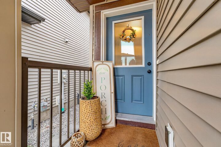 Property Photo: 126 Spring Link AB T7X 2X7