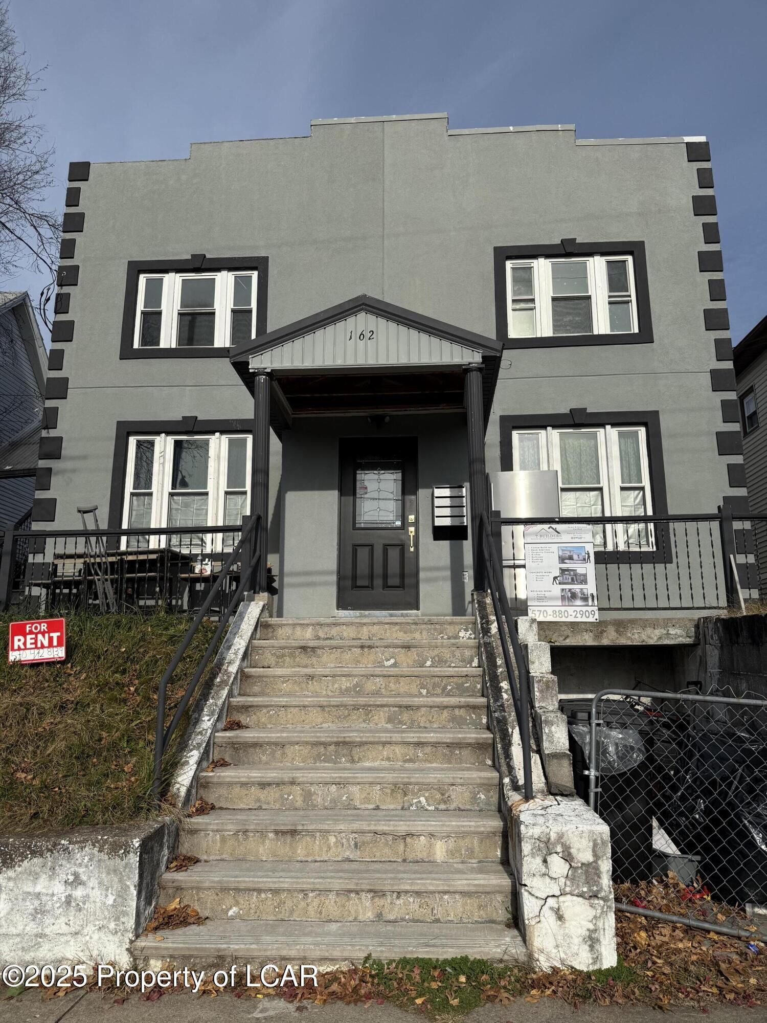 Property Photo:  162 Green Street  PA 18634 