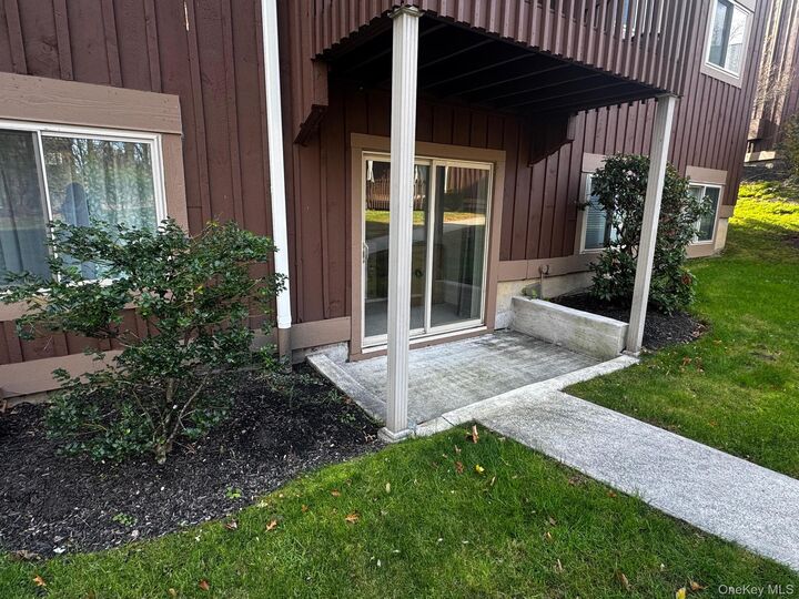 Property Photo:  129 Sterling Street 129  NY 12508 