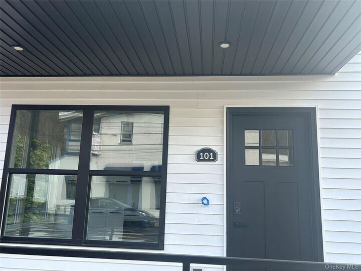 Property Photo:  266 Orange Turnpike 101  NY 10974 