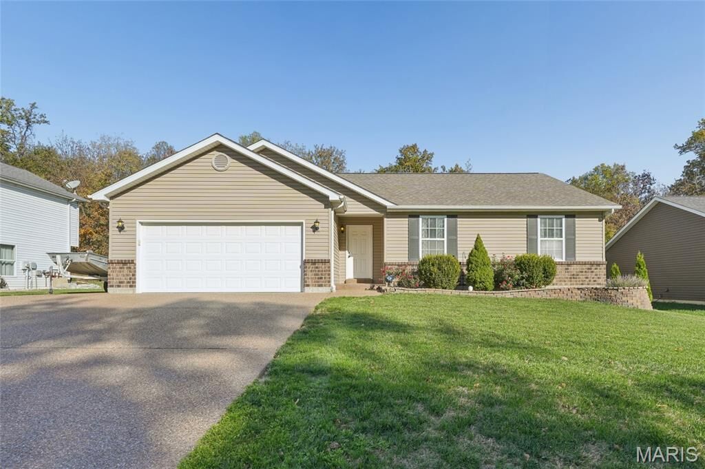 Property Photo: 280 Gardenia Drive MO 63379